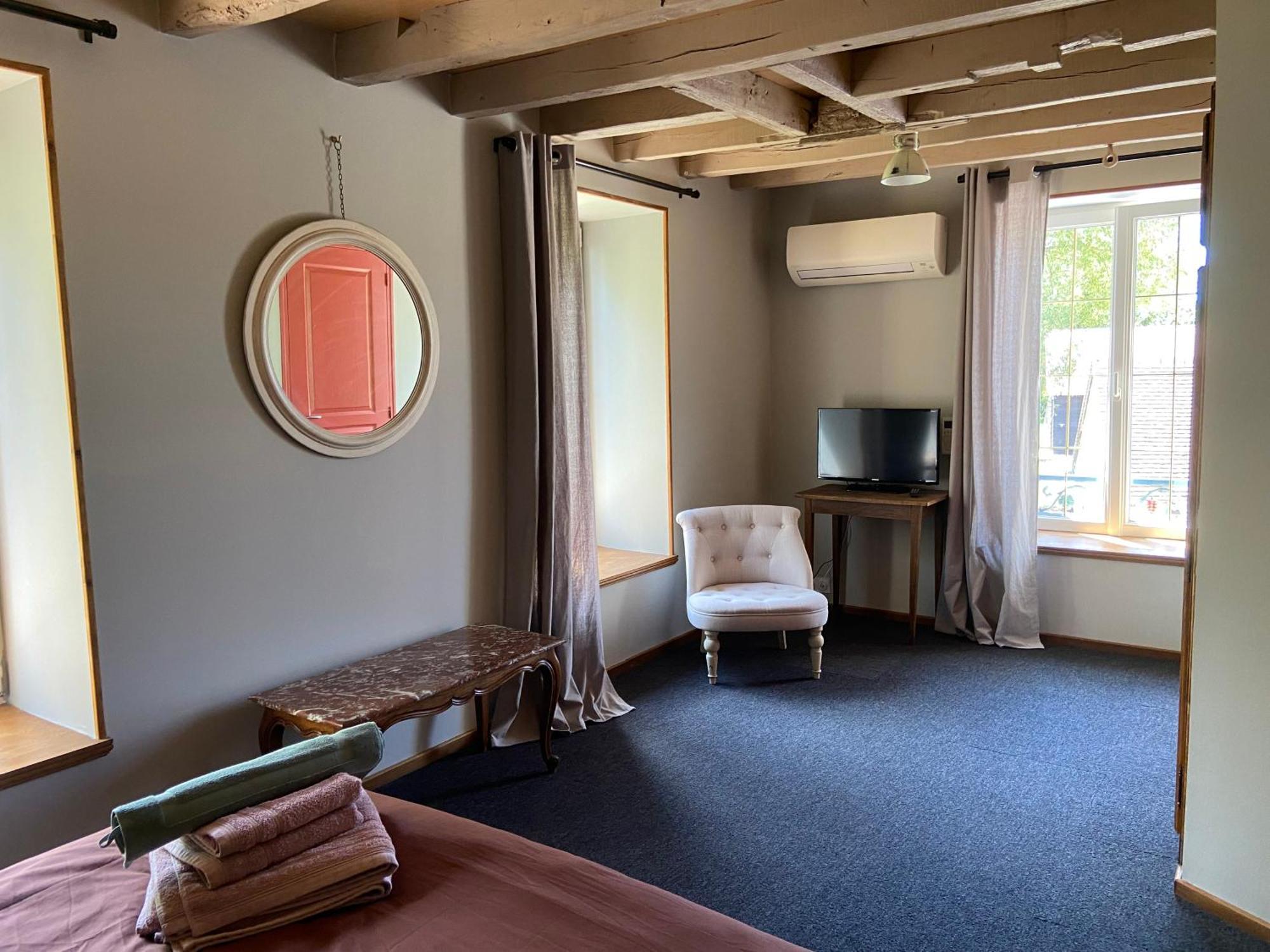 Hotel Moulin De Petoulle Charenton-du-Cher Esterno foto
