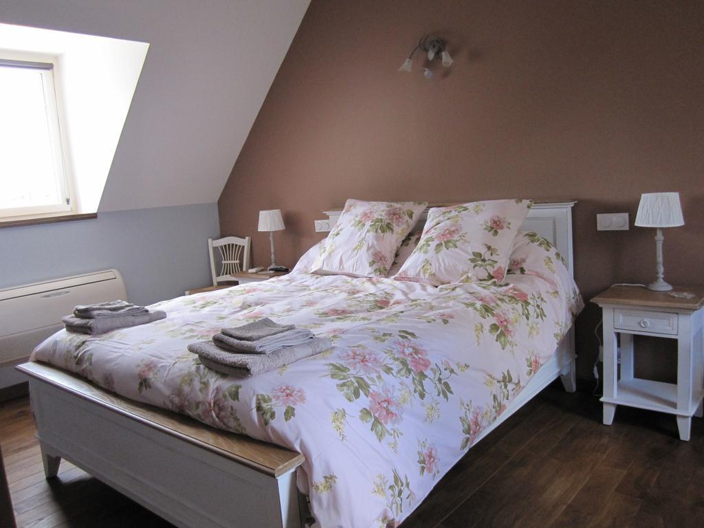 Hotel Moulin De Petoulle Charenton-du-Cher Esterno foto