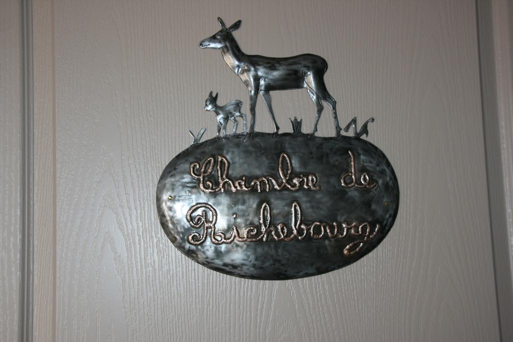 Hotel Moulin De Petoulle Charenton-du-Cher Esterno foto